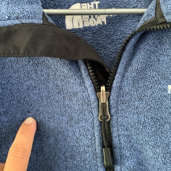 The North Face blue jacket size Medium zipper fleece - Picture 3 of 12